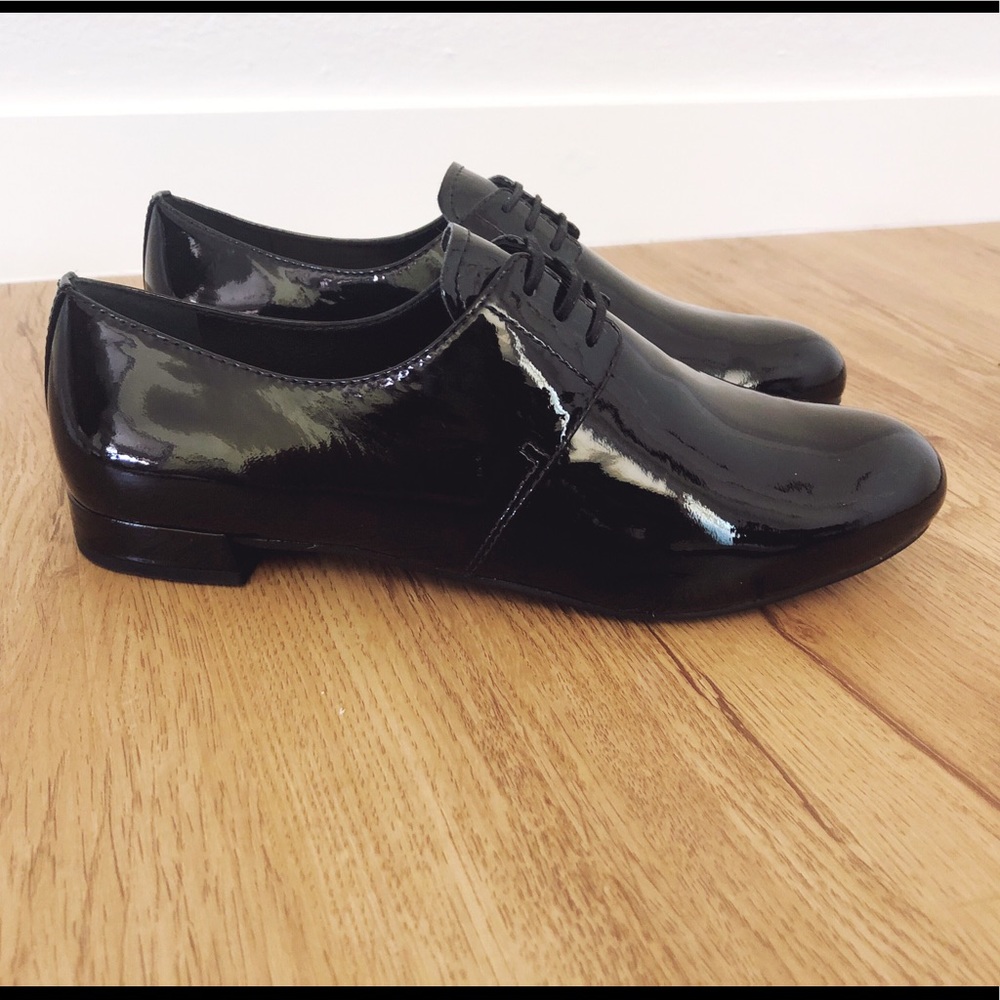 *NIB* Prada Lace-Up Oxford